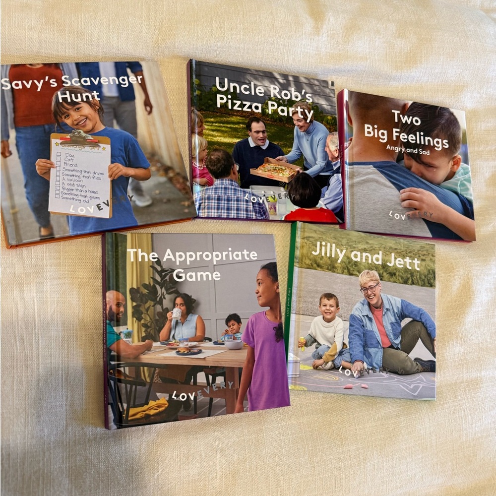 Bundle of 5 Lovevery Books